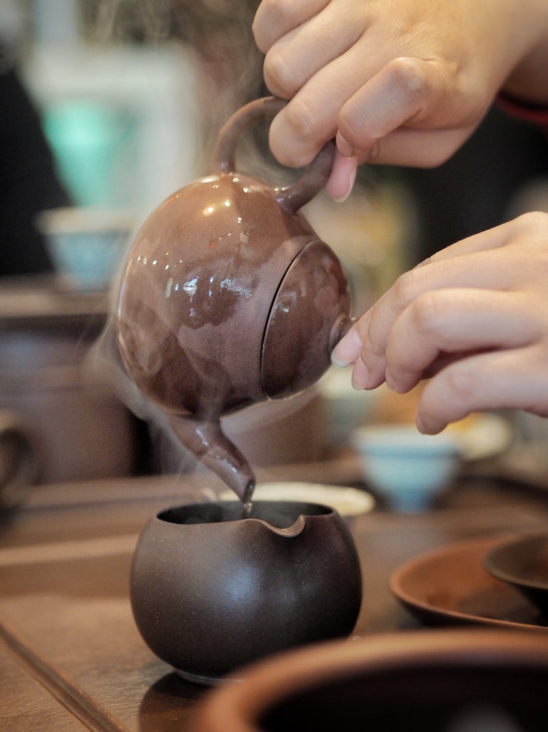 Unlocking the Beauty of Cha Zhi Ji’s Yixing Purple Clay Teaware: Tradition, Craft, and Taste