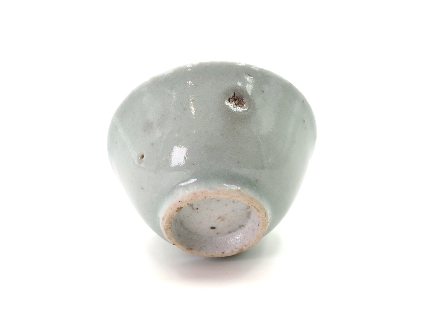 Mid-Qing Dynasty - Celadon Cup - Cha Zhi Ji